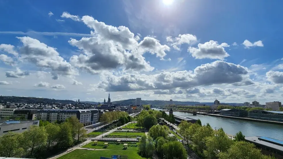 WhatsApp Image 2025-04-25 at 14.21.22