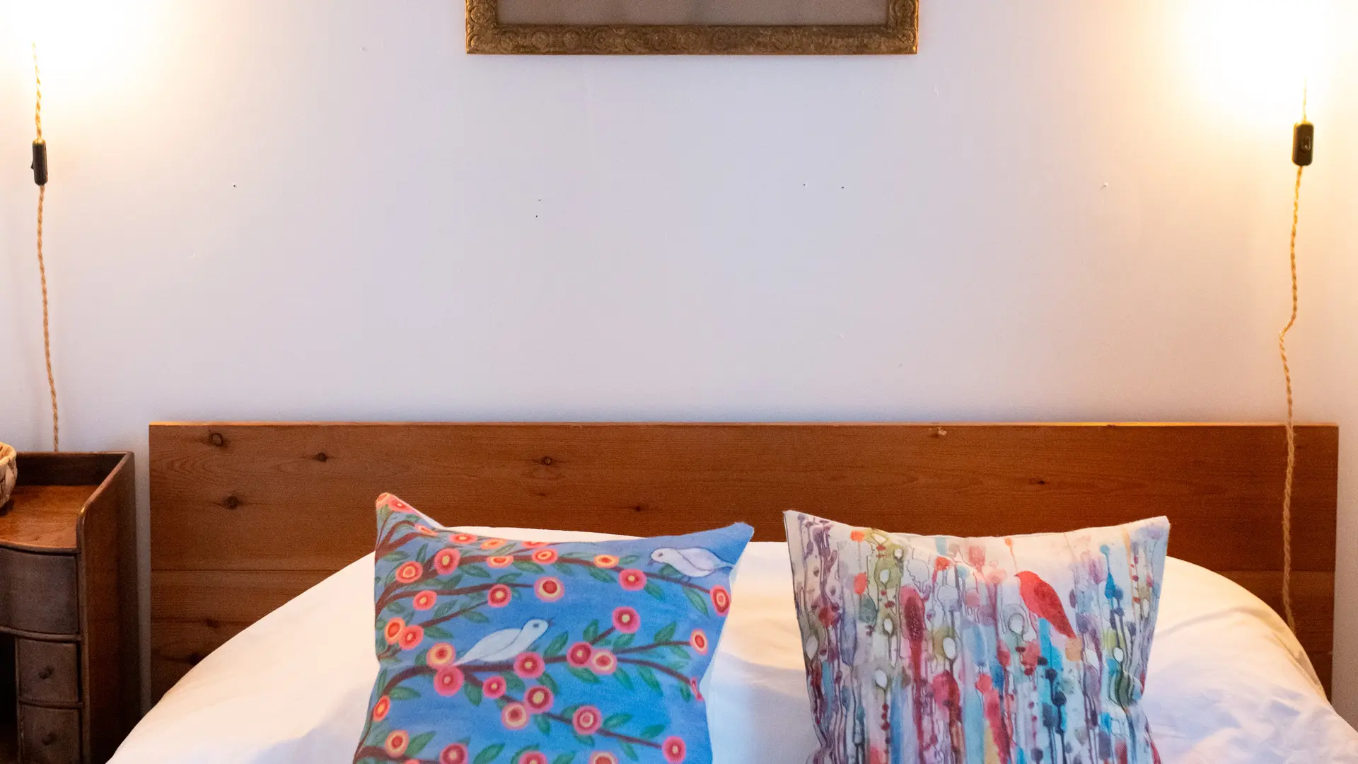 Chambre 2 avec lit double et vue mer