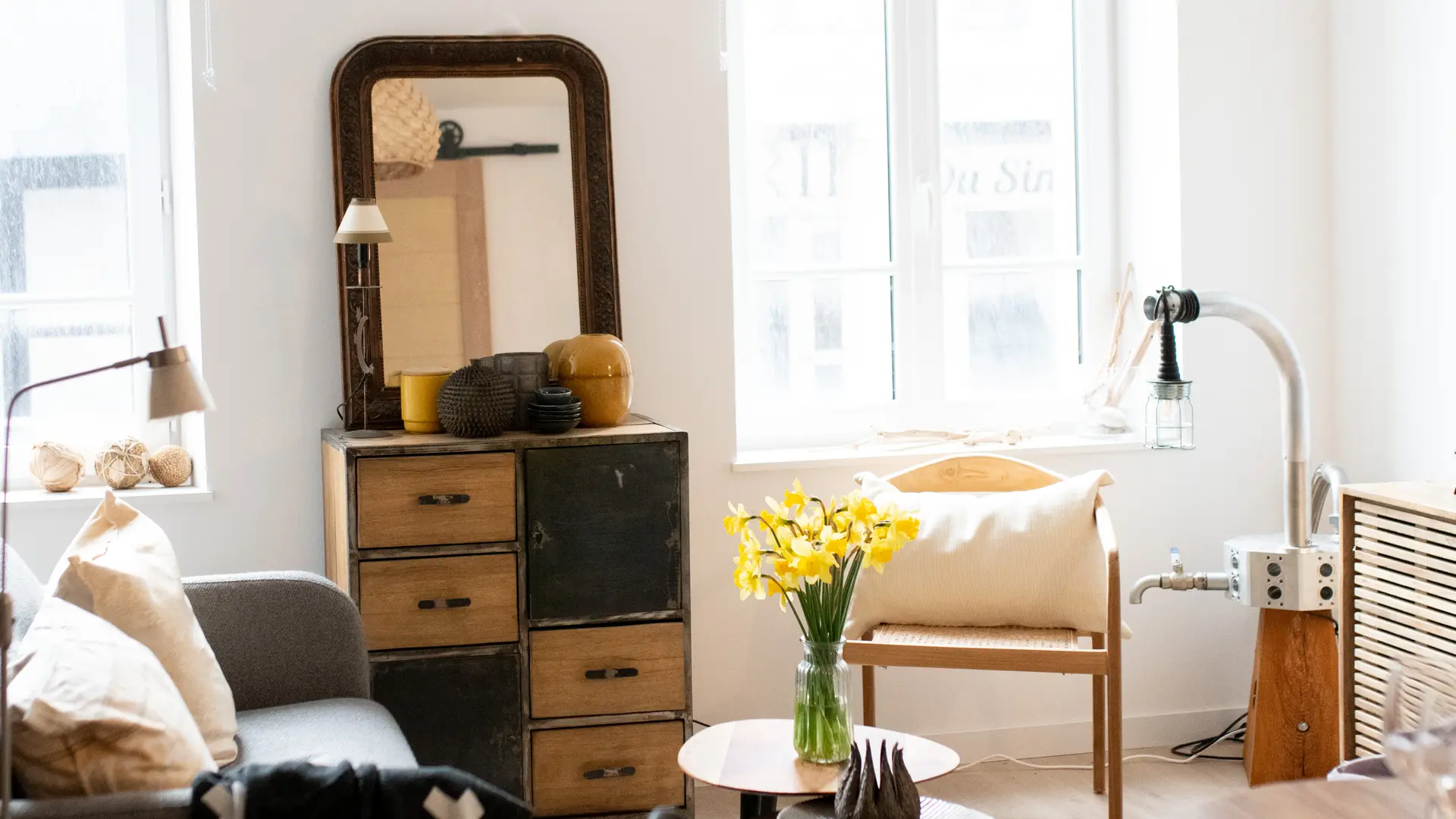 Pièce de vie : salon, cuisine et espace repas