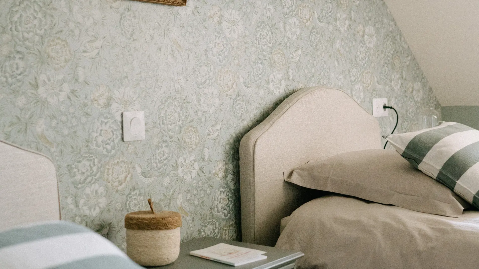 Chambre 2 à lits simples pour enfants au 2ème étage.