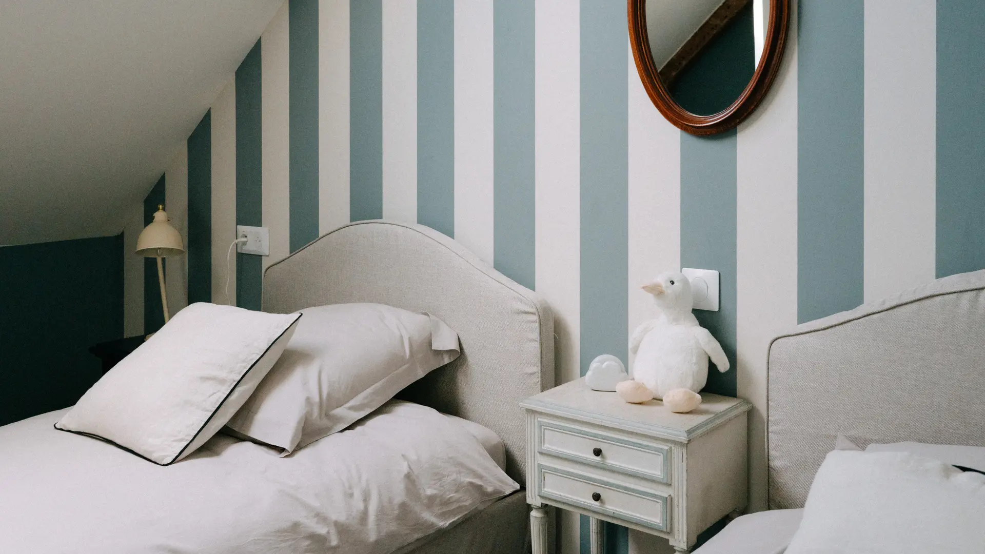 Chambre 1 à lits simples pour enfants au 2ème étage.