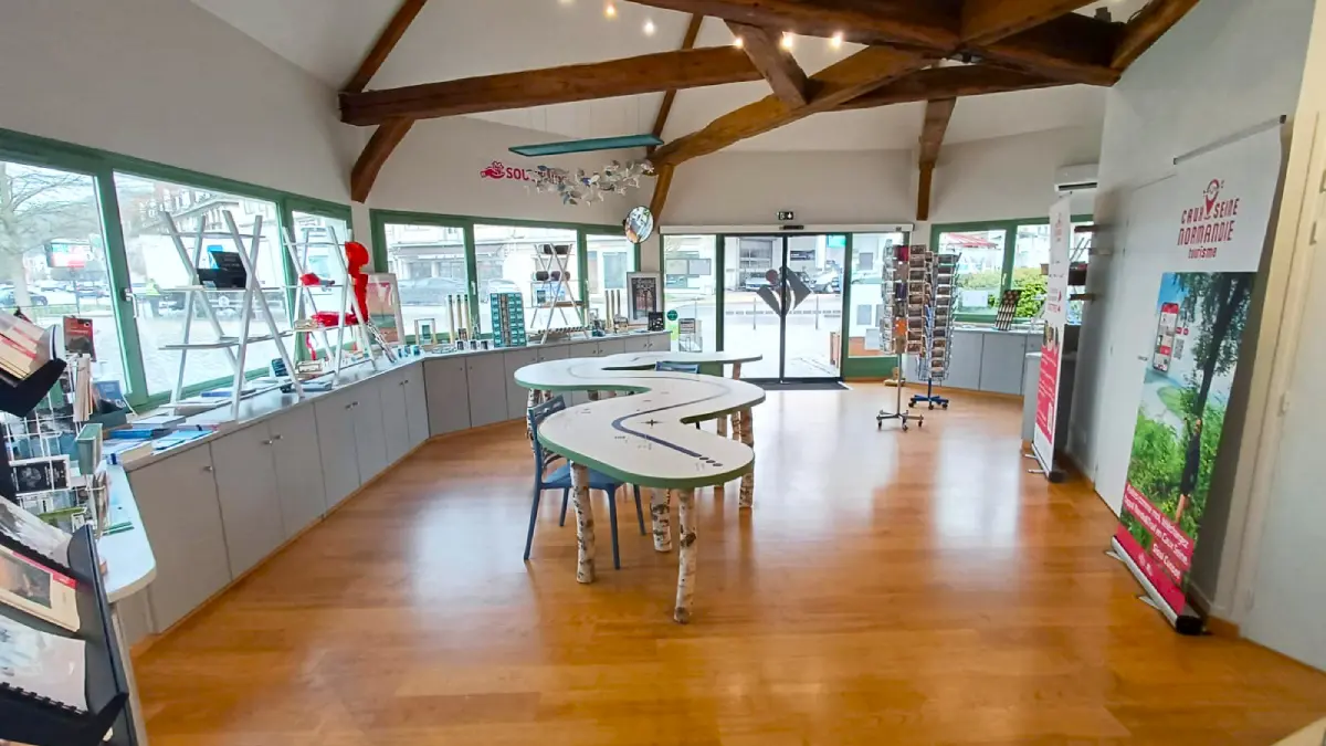 accueil-boutique-office-caux-seine-normandi-tourisme-caudebec-en-caux-2