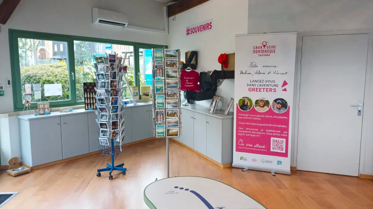 accueil-boutique-office-caux-seine-normandi-tourisme-caudebec-en-caux