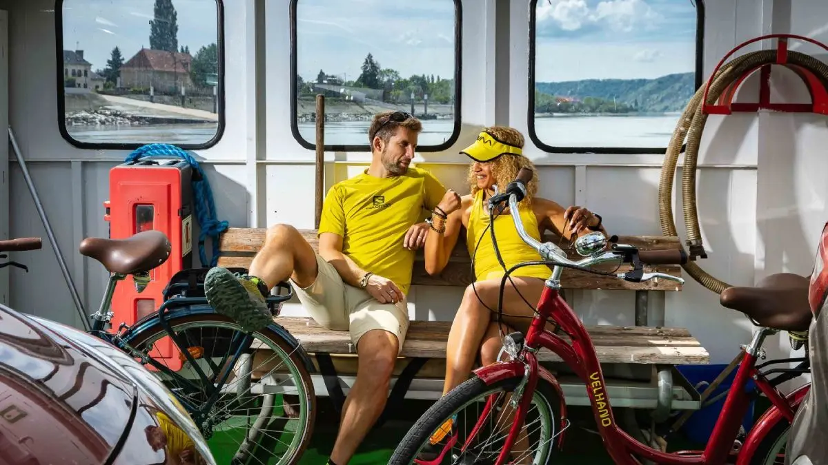 bac-pieton-sur-la-seine-juin-2020-week-end-romantique-en-normandie-en-couple-nature-loisirs-drone-press (1)