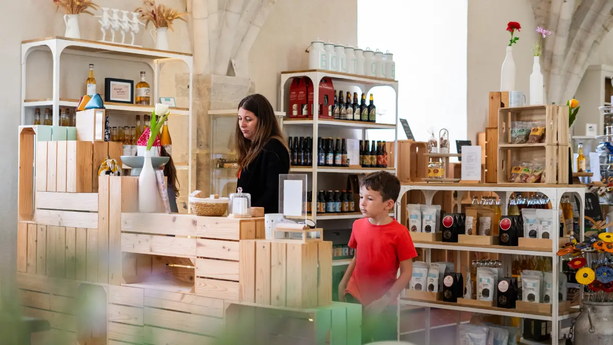 boutique-du-terroir-abbaye-du-valasse-laiterie-agence-bonne-heure