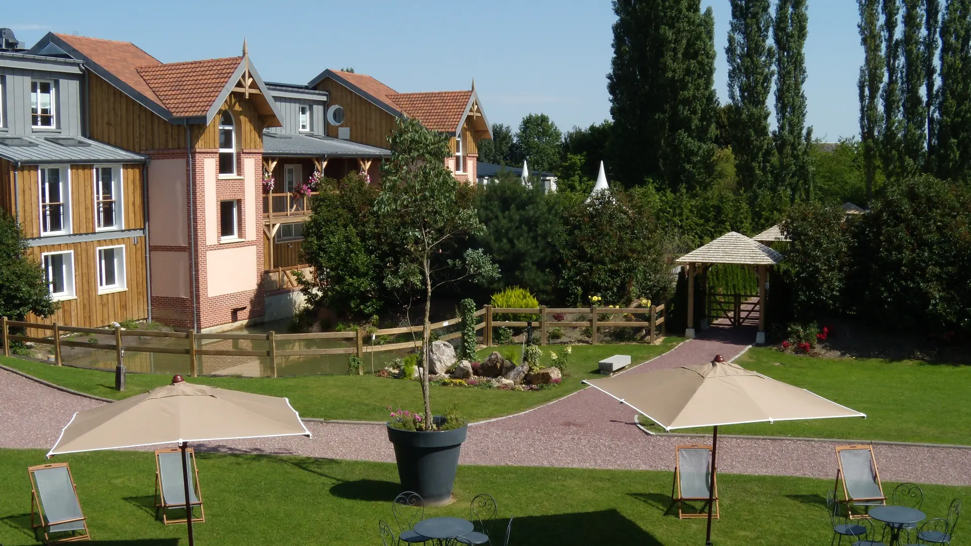 Clos-de-Rouen-Restaurant-jardin
