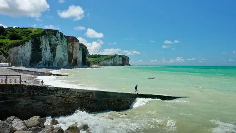 digue_des_petites-dalles-les_Petites_Dalles