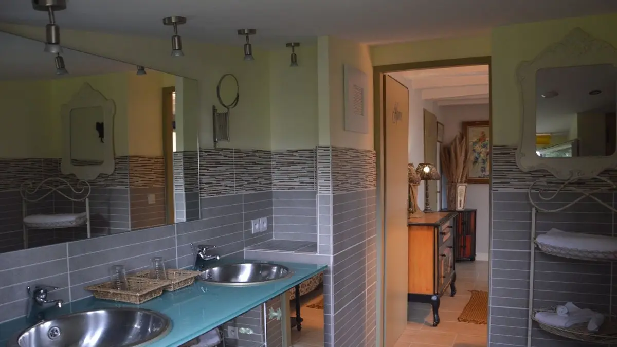gîte-du-chasse-marée-clères-salle-de-bain-3