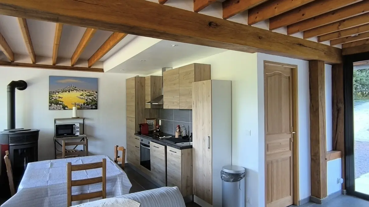 gite-de-la-haute-rue-saint-nicolas-de-la-haie-meuble-lamotte-herve (2) (1)