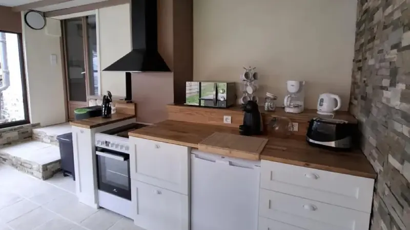 gite-ressources-la-frenaye-meuble-10