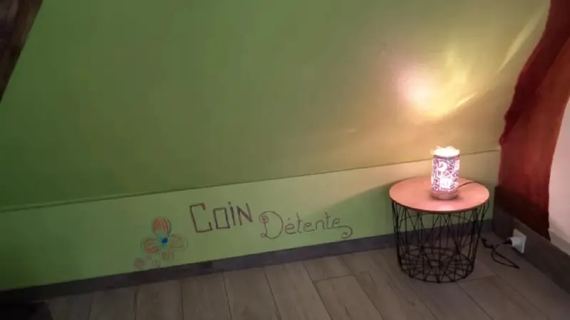 gite-ressources-la-frenaye-meuble-12