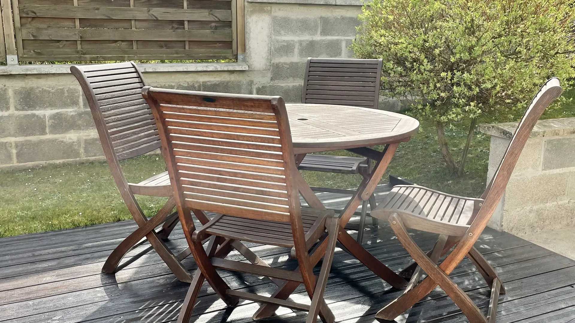 Terrasse et salon de jardin