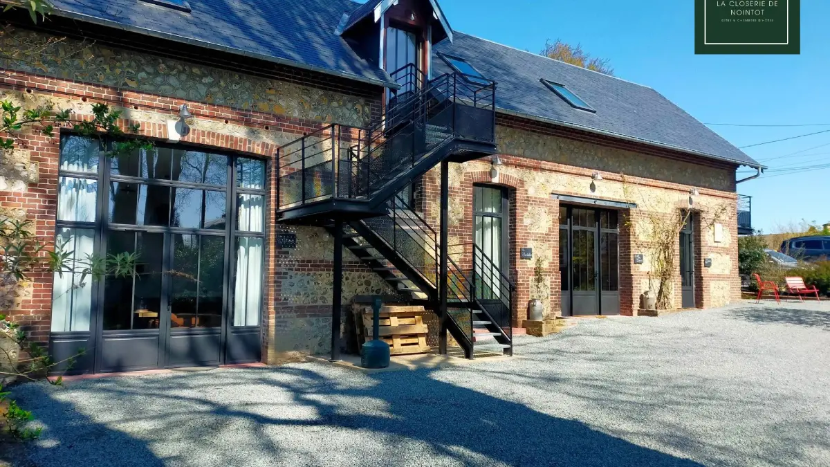 la-closerie-de-nointot-exterieur (1)
