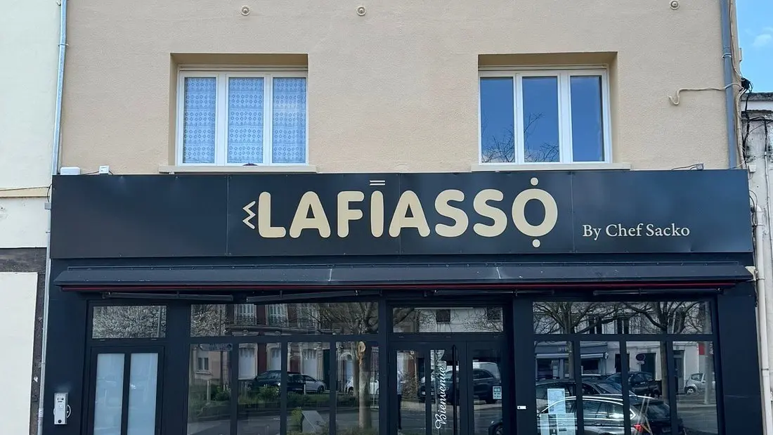 la-facade-du-restaurant