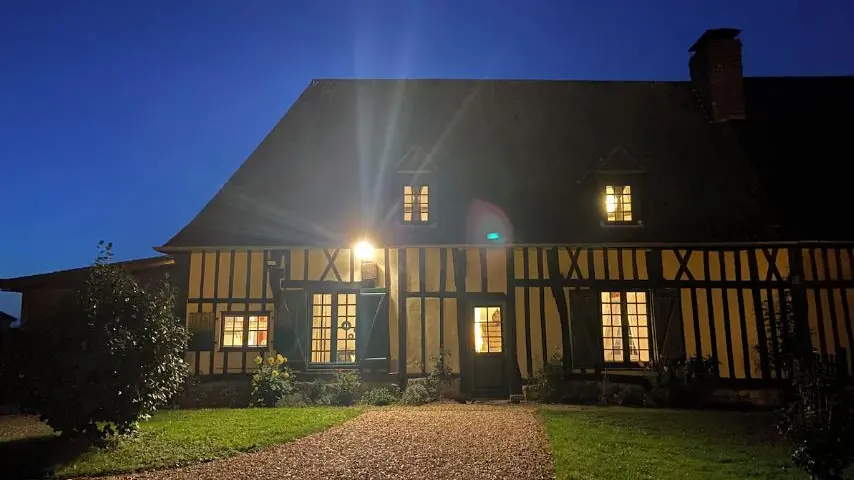 la maison de nuit