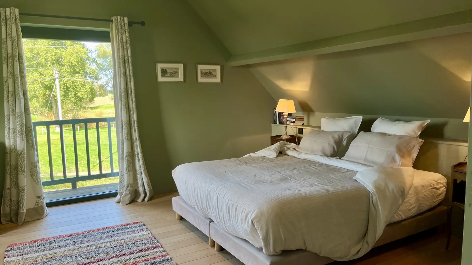 le-coin-des aromates-suite-melisse-balcon