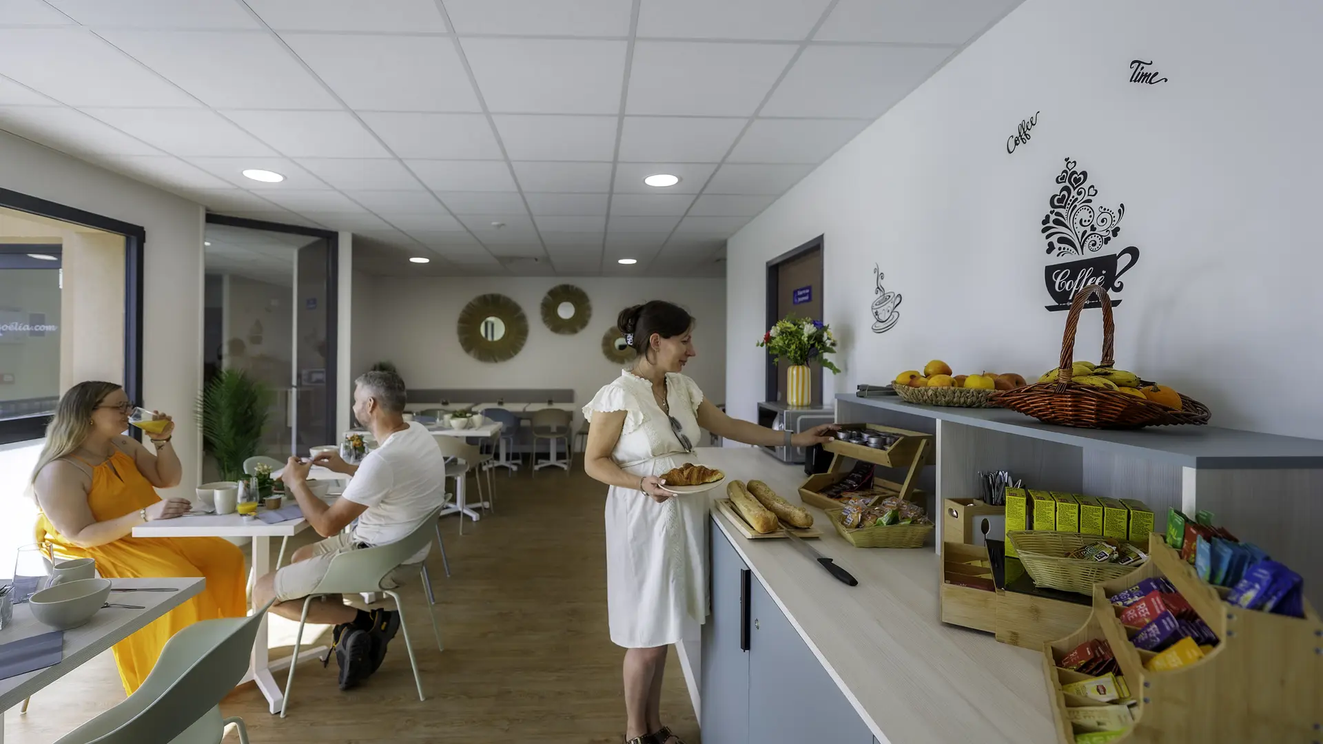 Le Phare- salle petits-déjeuners