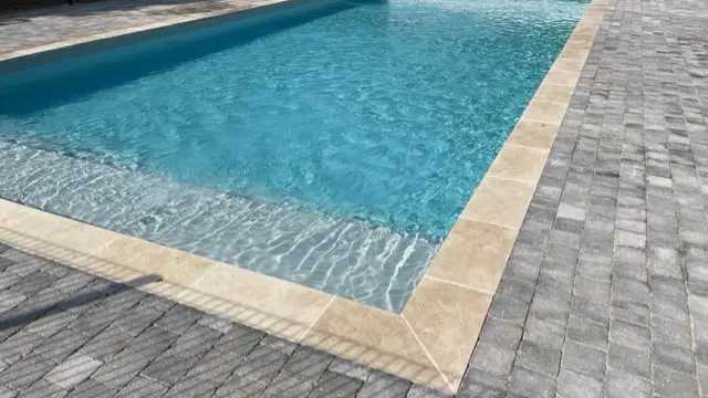 Camp'in Poses _piscine