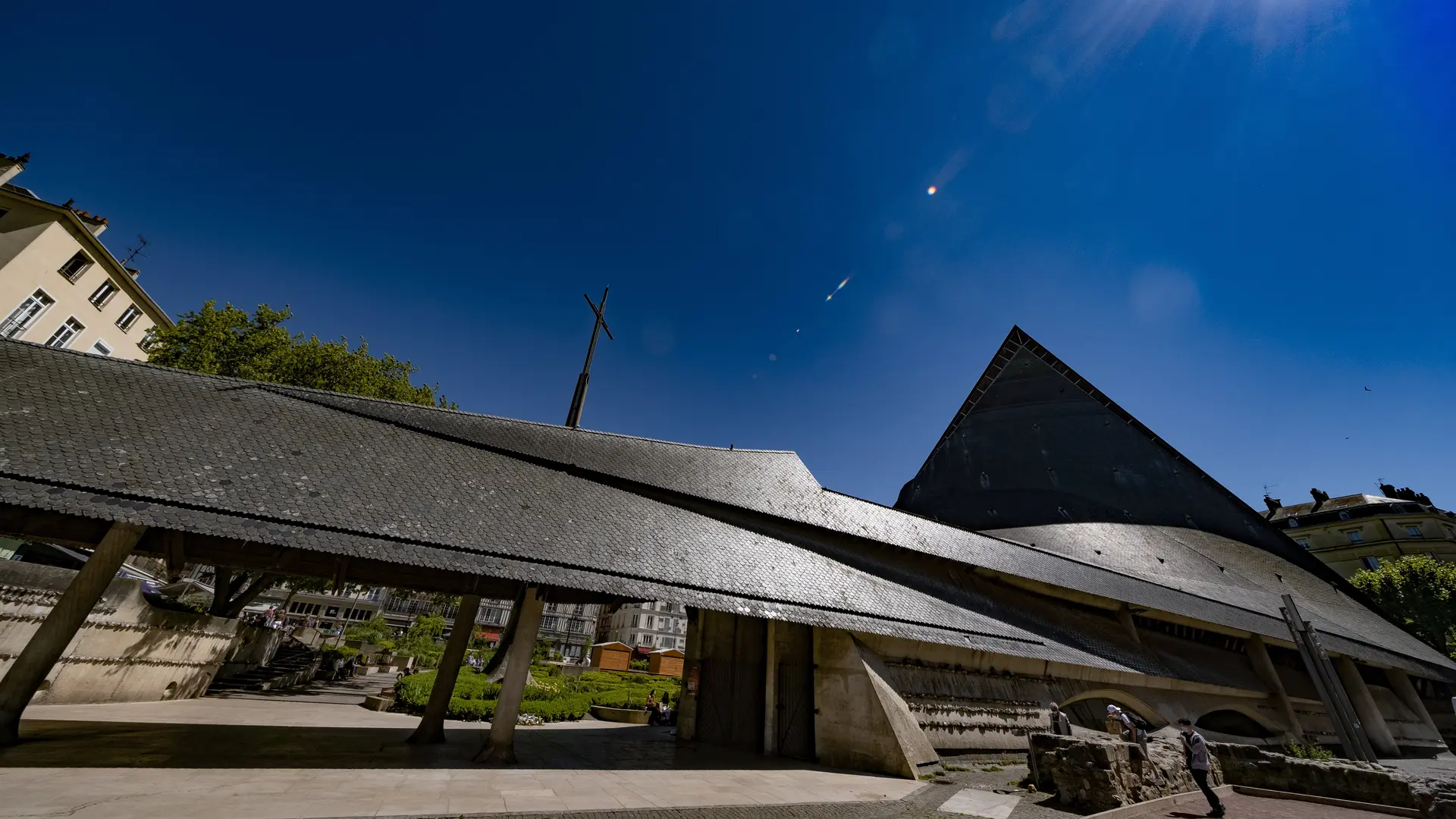 Église Saint-Jeanne d'Arc extérieur