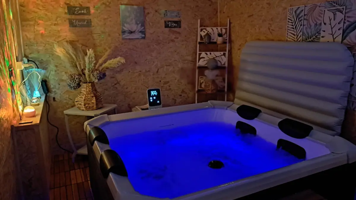 relais-de-la-charreterie-heurteauville-thirard-normandie-bain-a-bulle-jacuzzi
