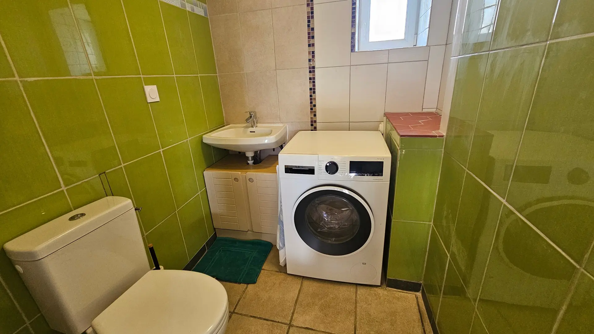 424462 - Buanderie/WC