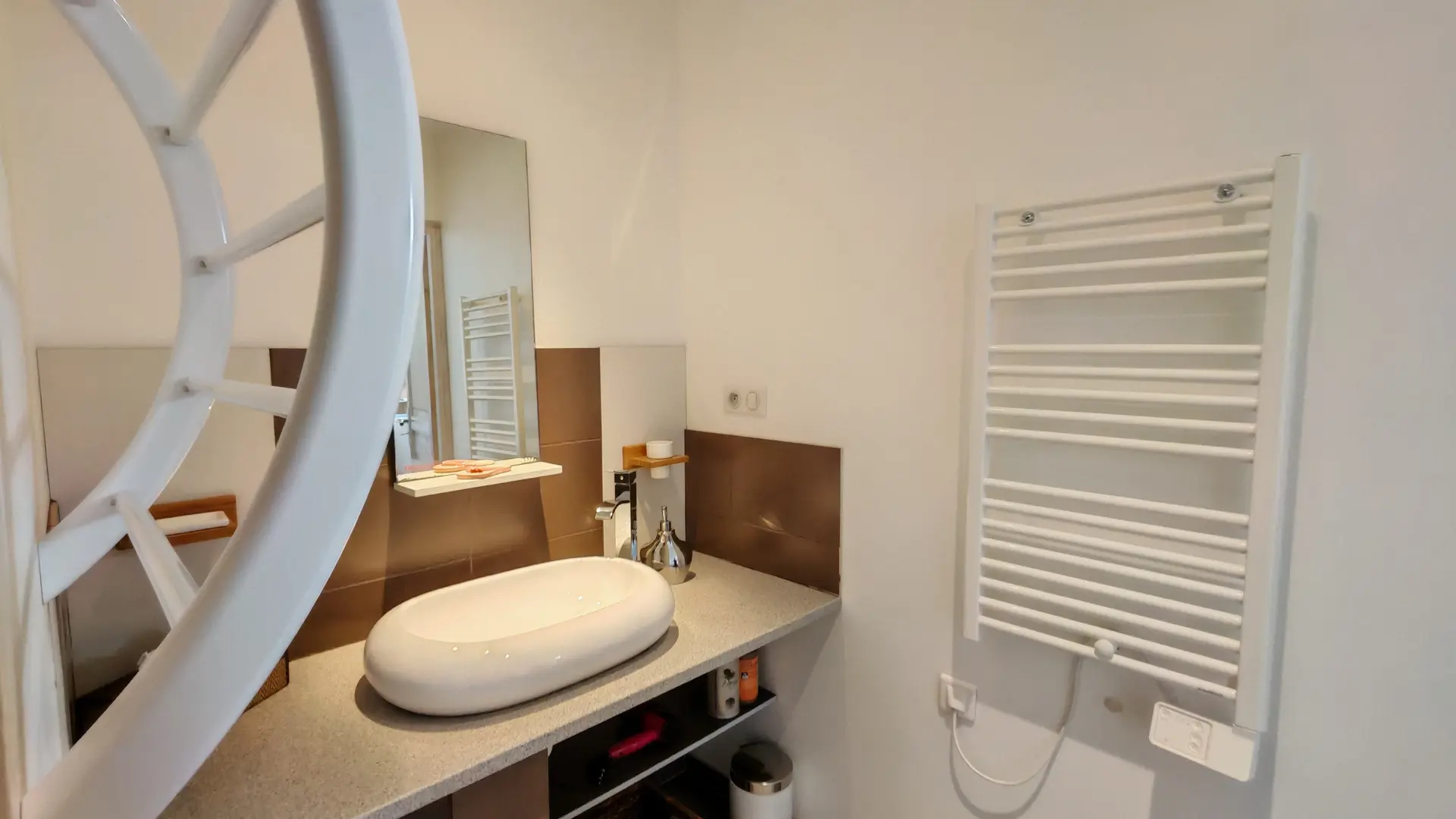 396438 - Salle d'eau