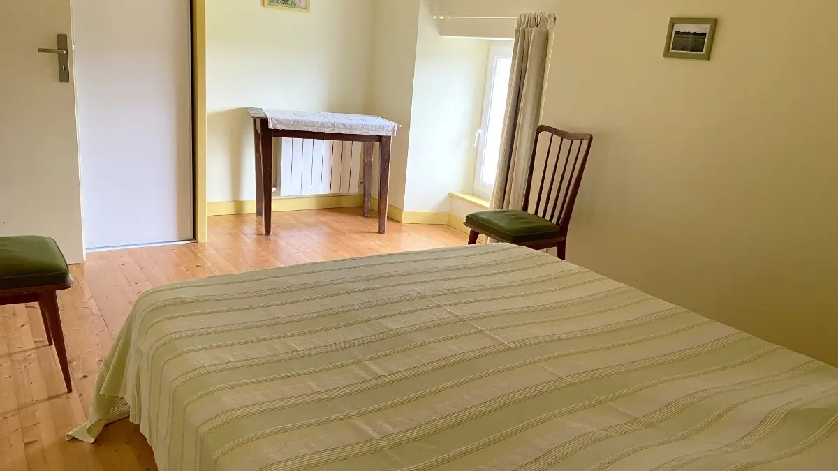 53337 - Chambre lit en 160