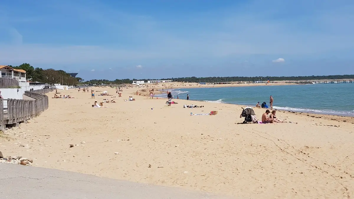 272311 - Plage centrale vue du pavillon de l'Aunis