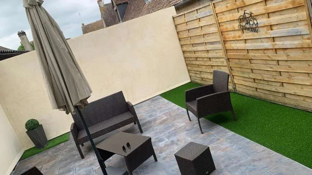 Beaumont Vélo le gîte - terrasse