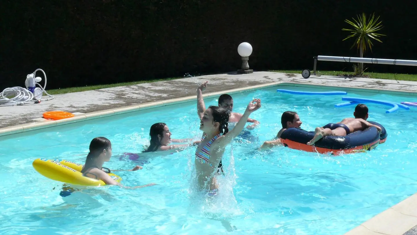 LE CLOS DE LA VIGNE piscine chauffée de juin à sept