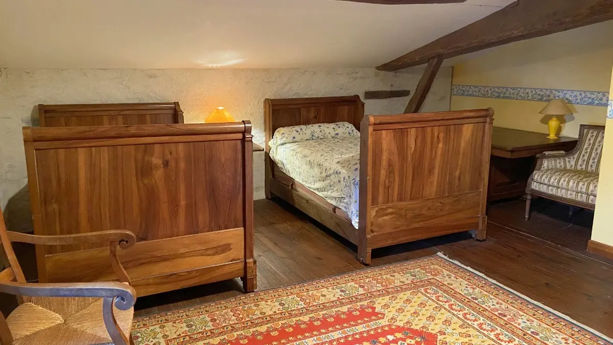 54284 - Chambre à l'étage avec 2 lits