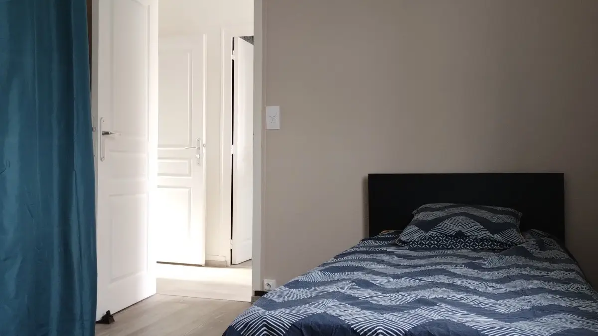 334886 - Chambre 2