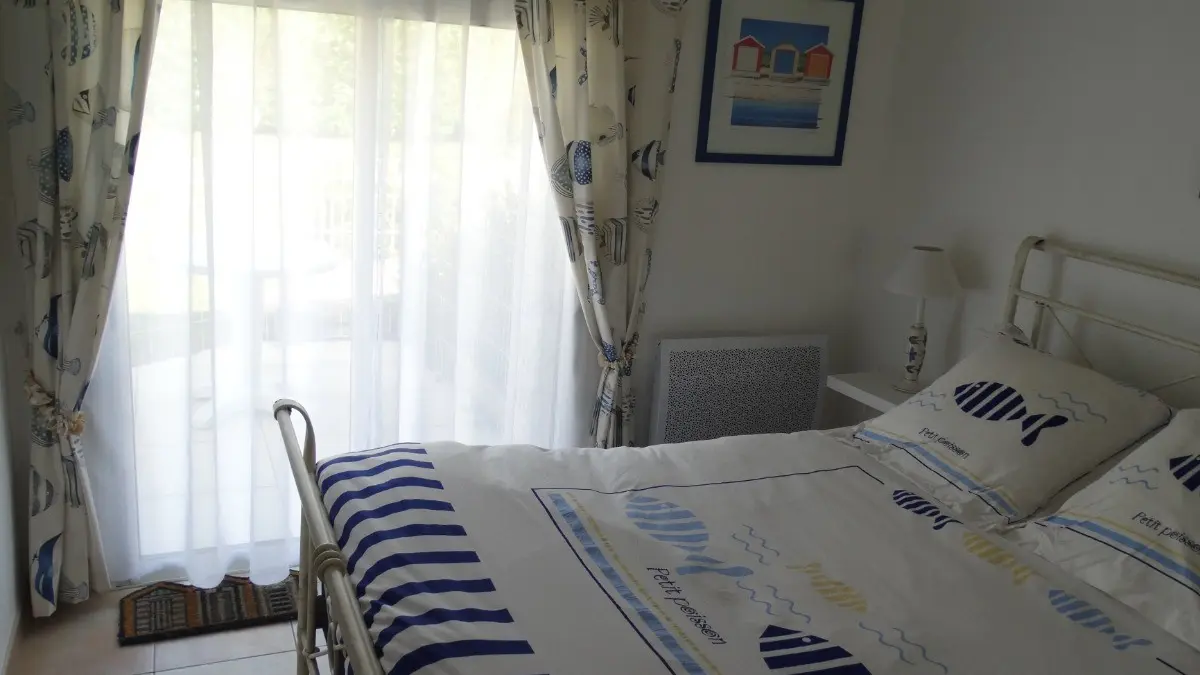 79823 - Chambre du bas