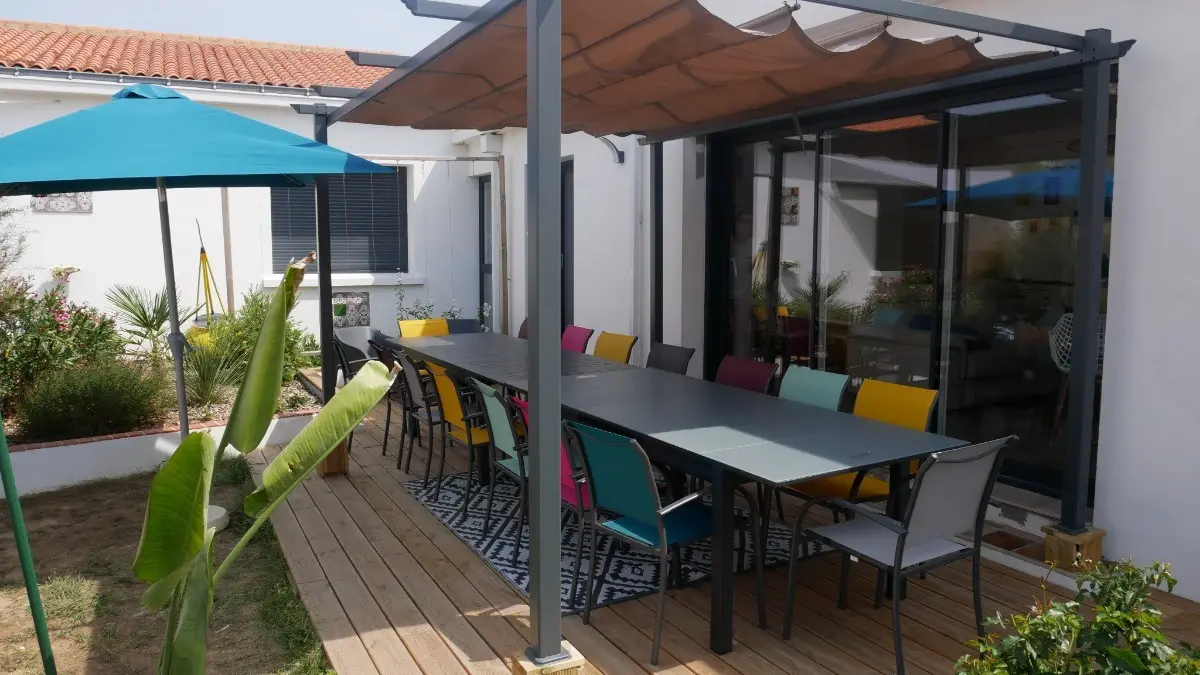 272309 - Maxi Tables