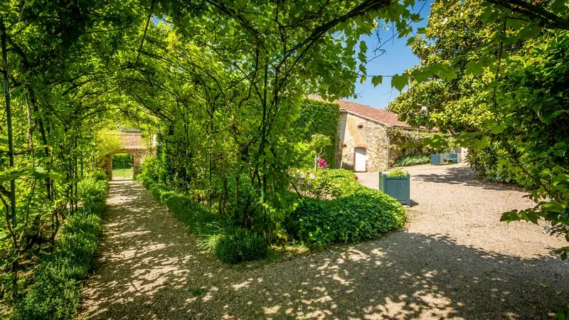 Jardin maison natale de Jean de Lattre