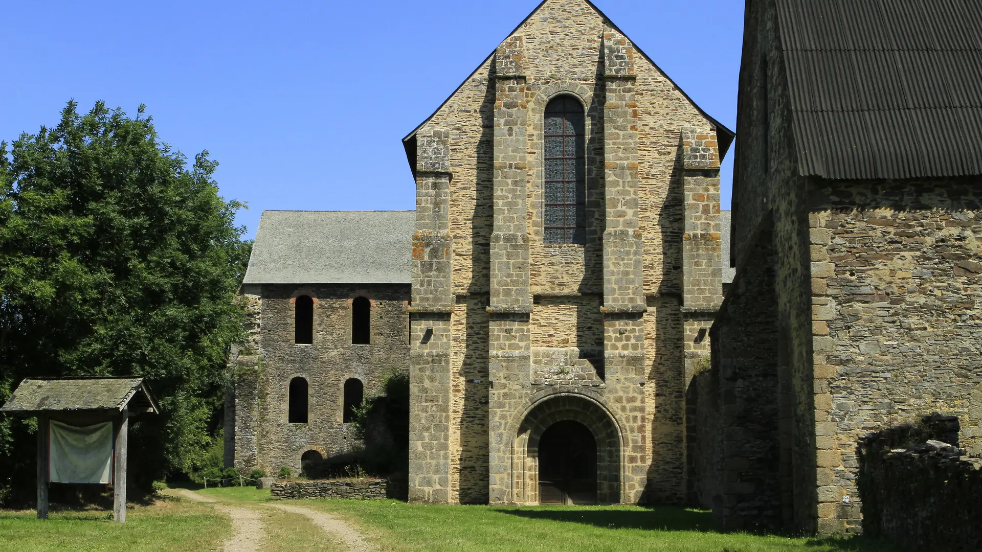 Abbaye de Clairmont - Mayenne