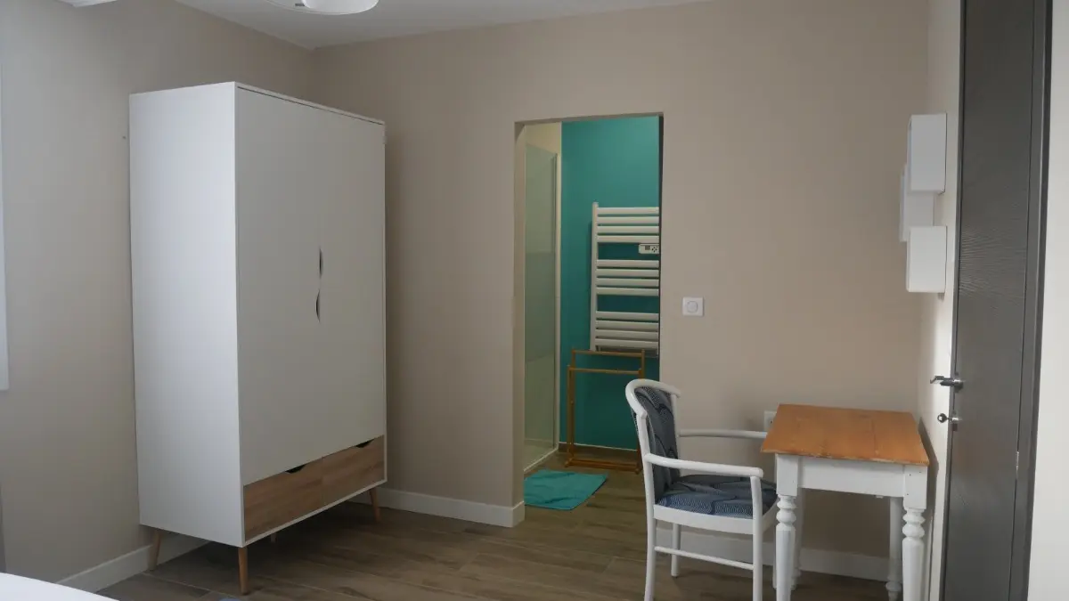 272293 - Maison 1 : Suite parentale Oursins avec salle d'eau attenante ( douche italienne, vasque)