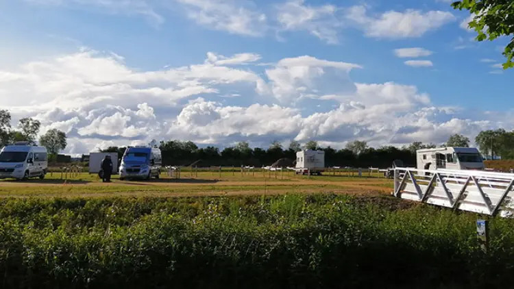 Aire CAMPING-CAR PARK de la Flèche5