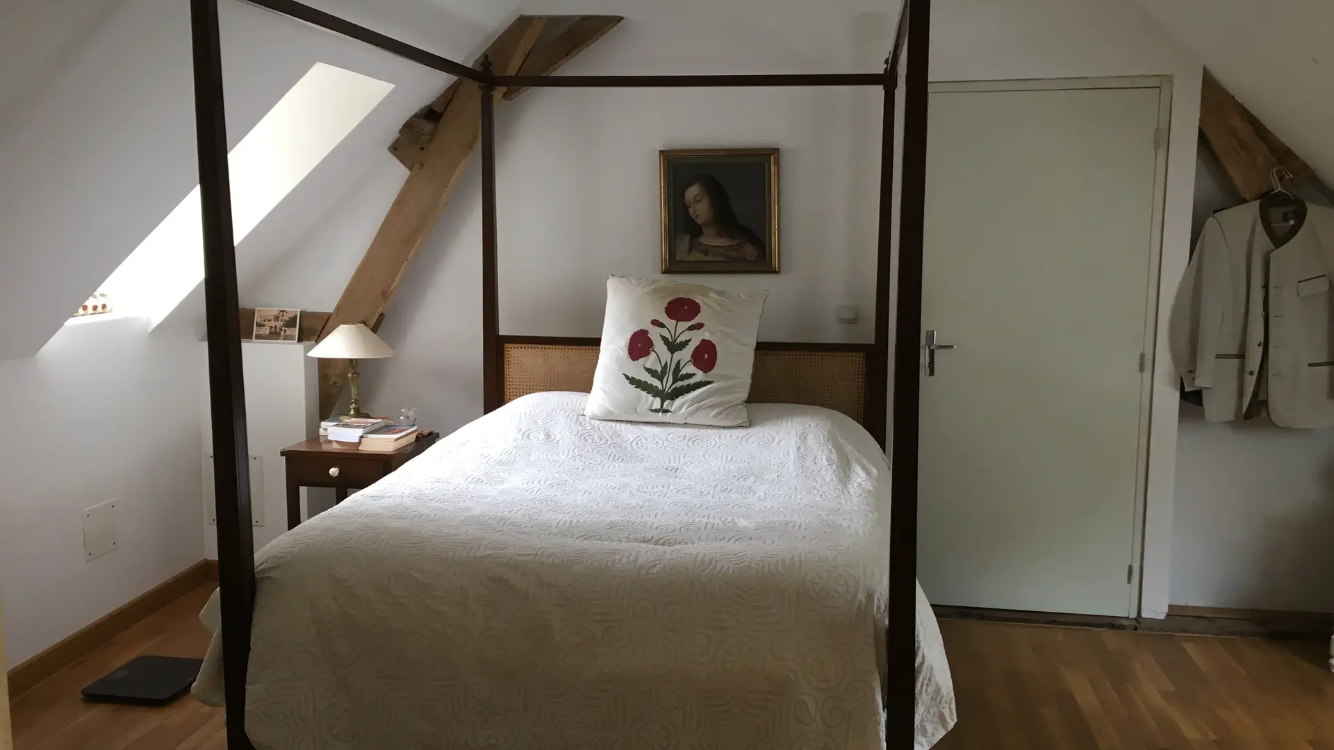 1 chambre à baldaquin
