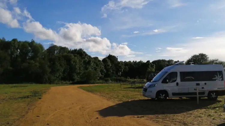 Aire CAMPING-CAR PARK de la Flèche4