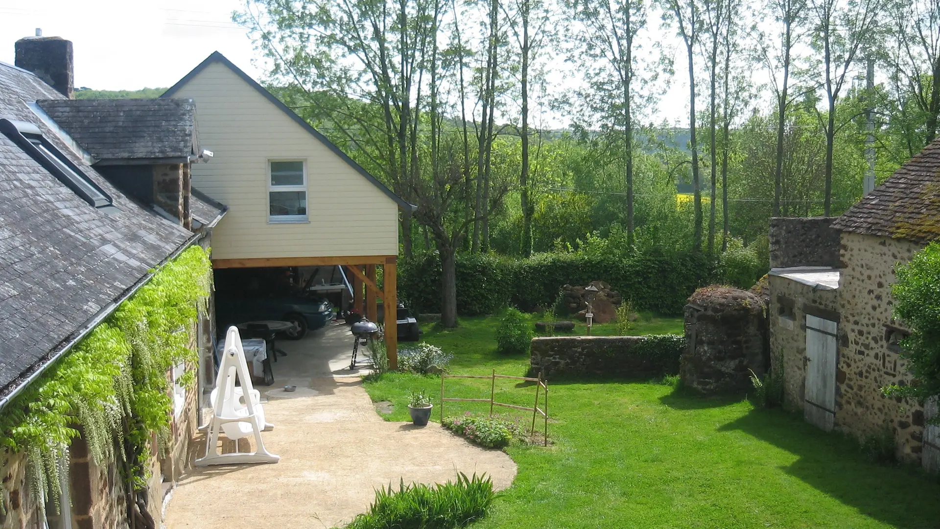 Chambre d'hôtes Monthorin - Vernie - jardin
