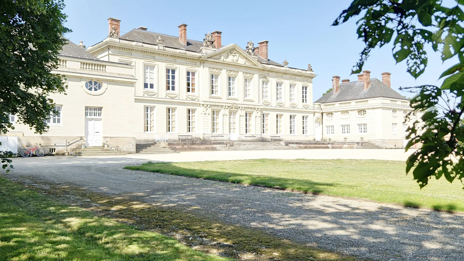 Le château de Craon - Façade Néo classique