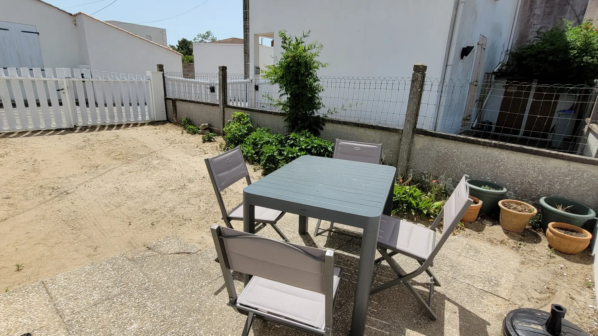 La maisonnette de Nicole Tranchaise by nuits océanes