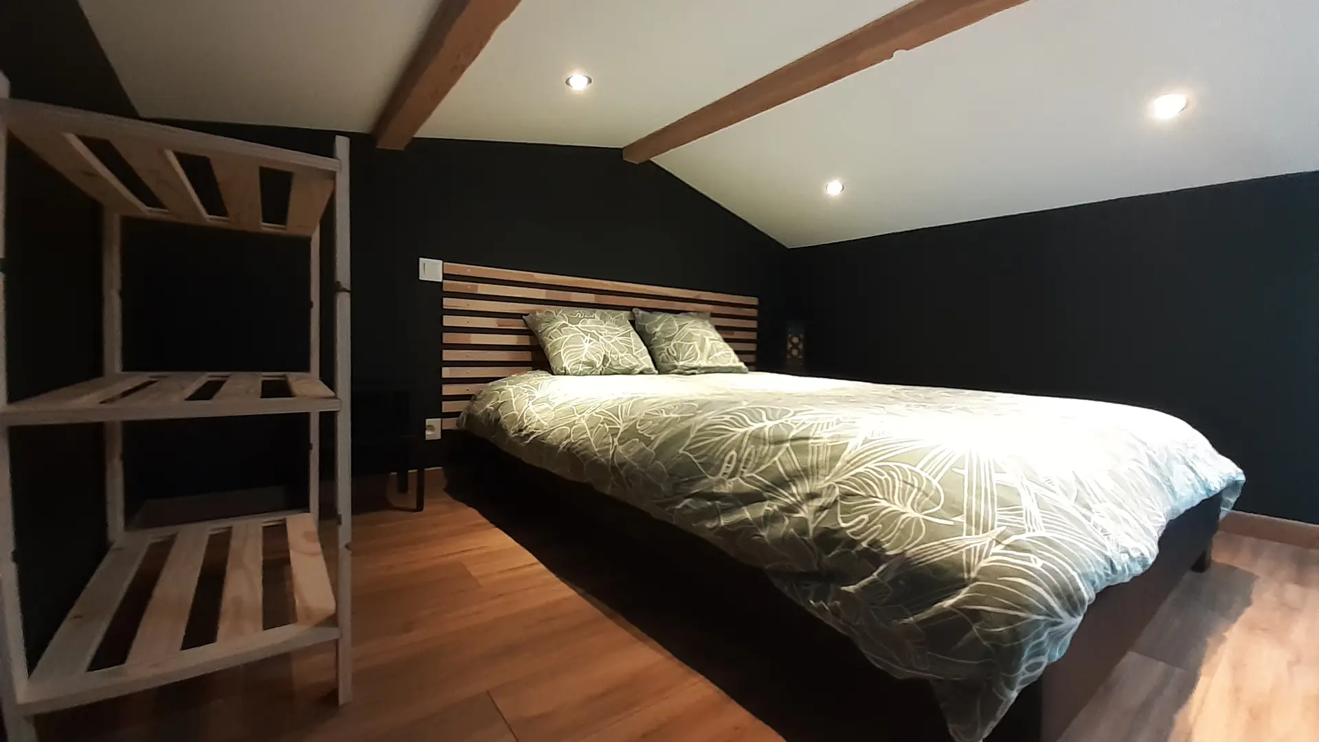 Toit sous les étoiles Chambre en mezzanine
