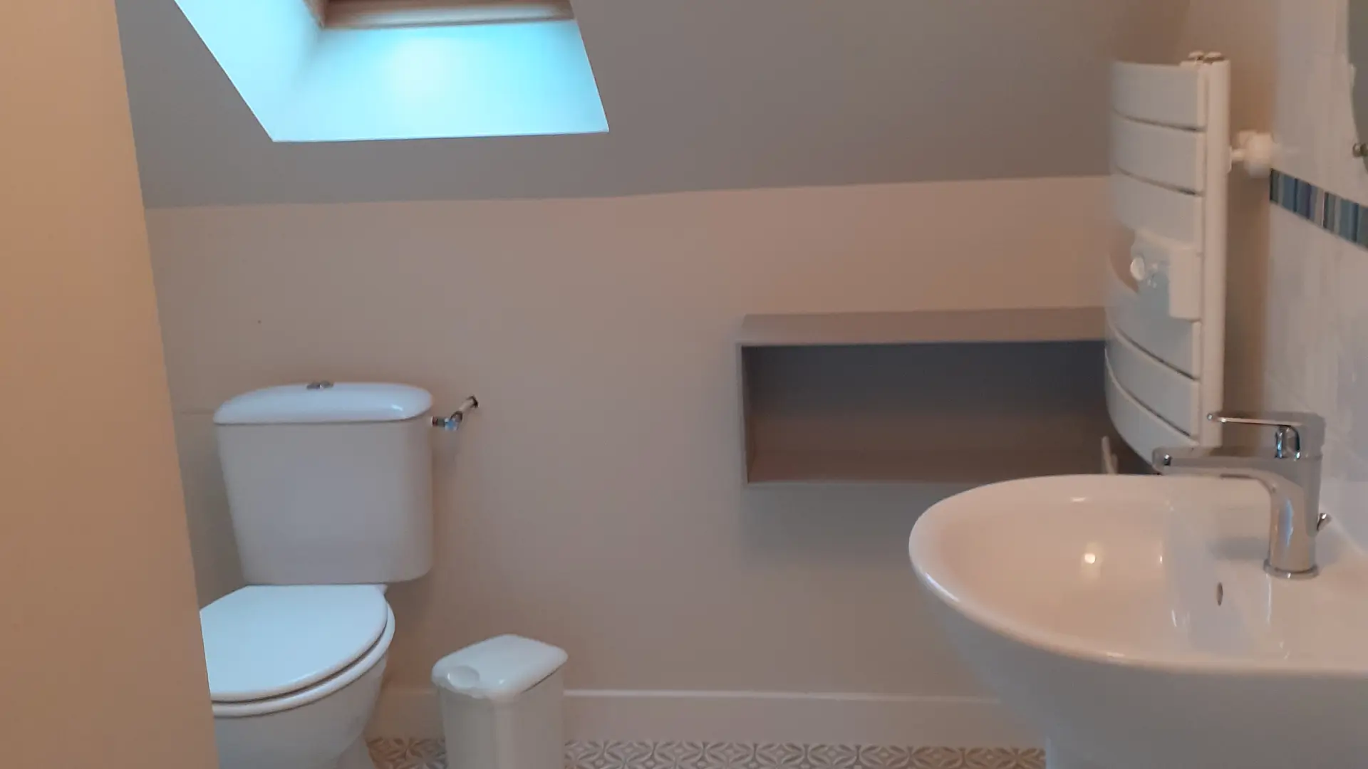 Gite Le Moulin- Salle de bain étage