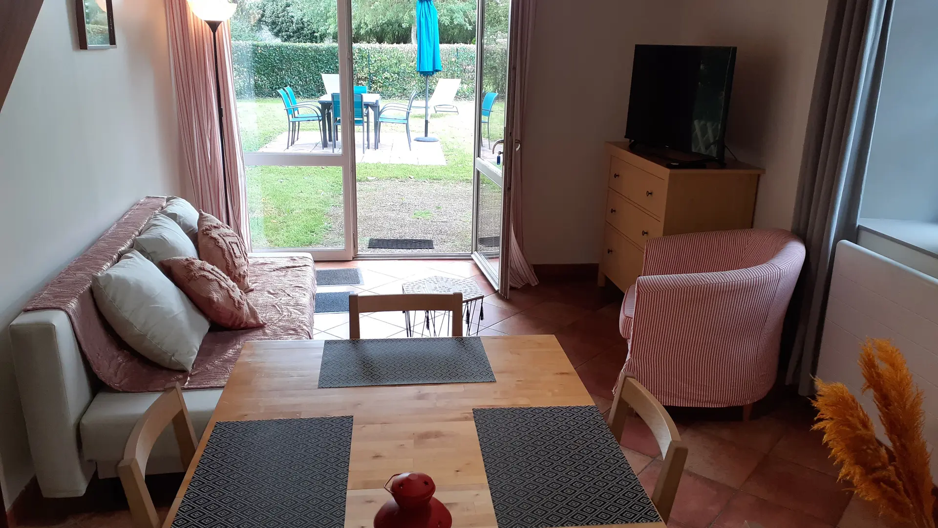 Gîte la Grange cuisine / salon