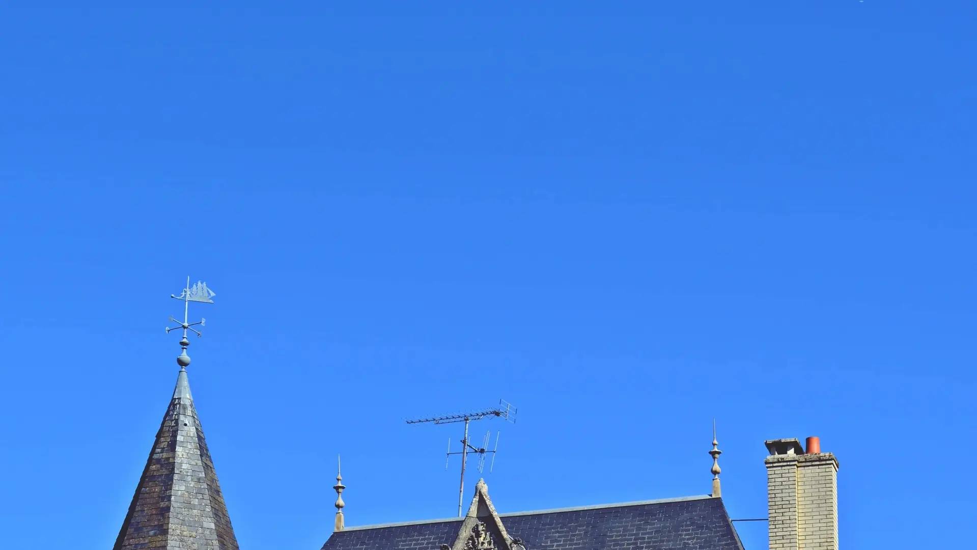 Le Petit Château des Tuffières_Lhomme