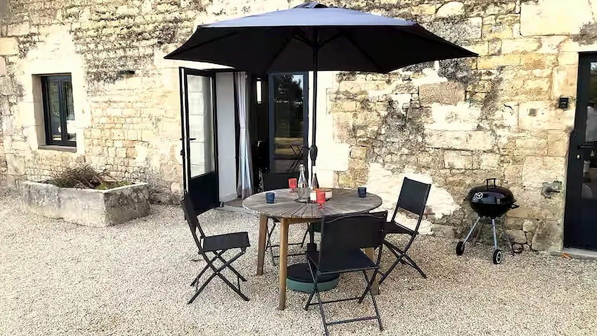 terrace prive avec bbq - gite le jardin des bosquets 85 auchay-sur-vendée