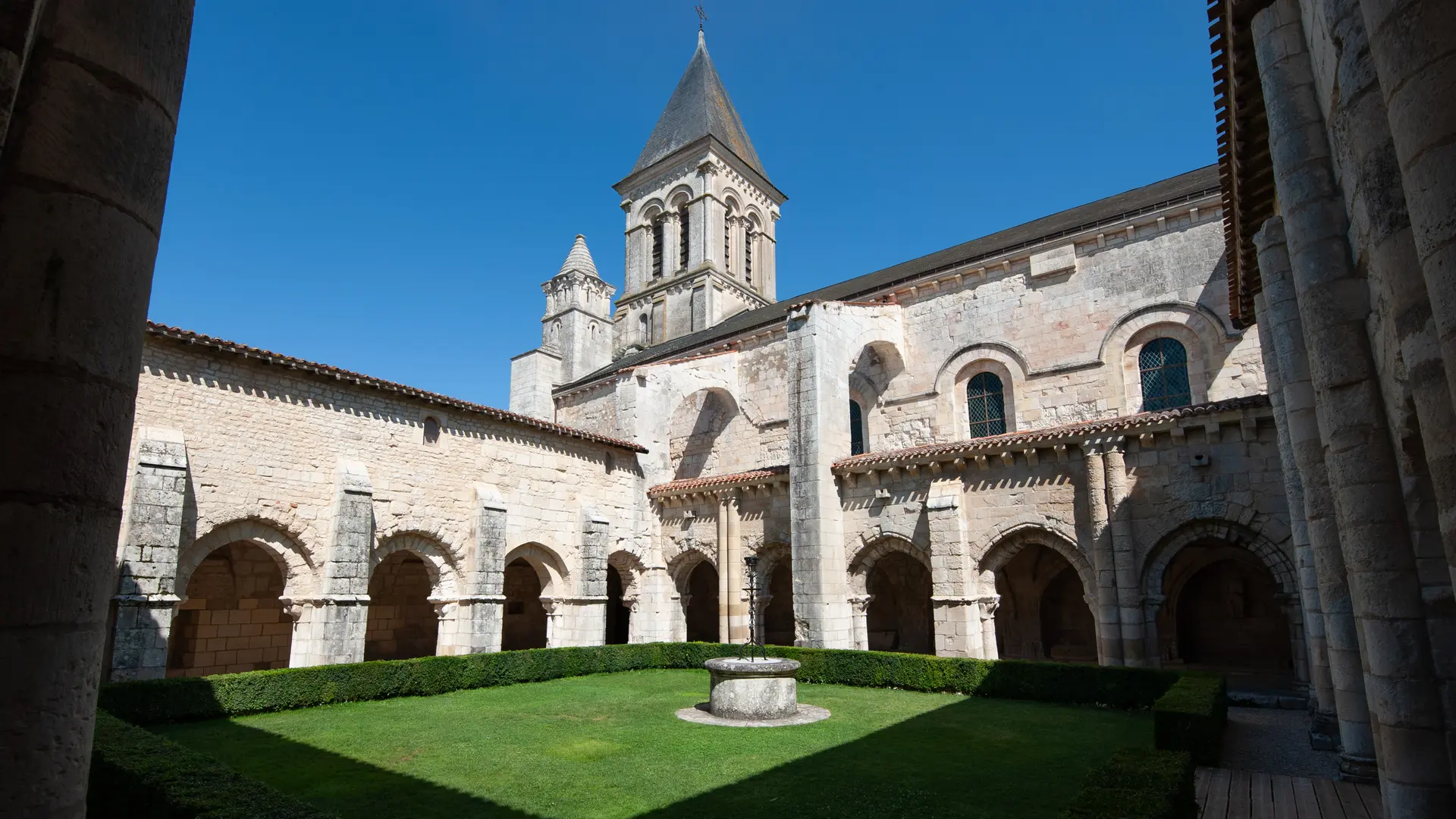 Abbaye de Nieul-sur-l'Autise