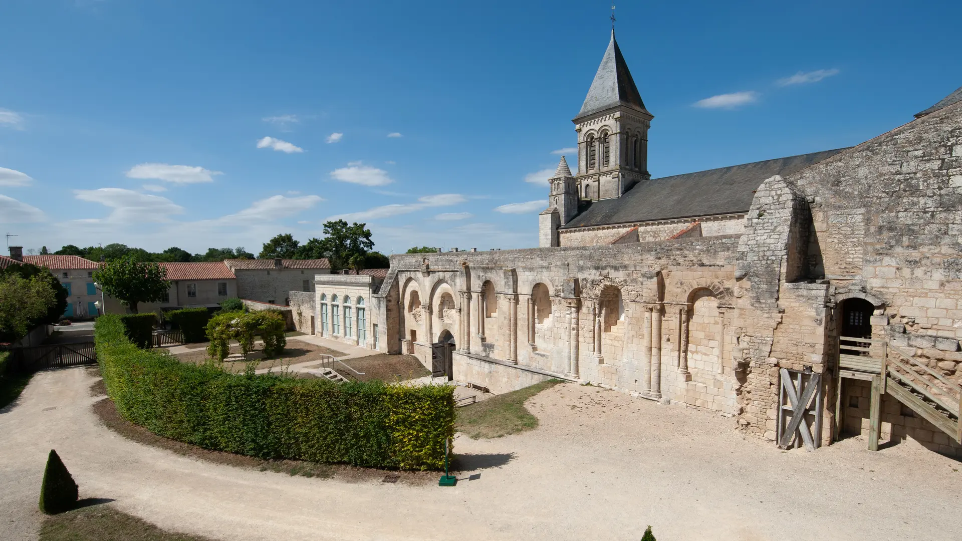 Abbaye de Nieul-sur-l'Autise